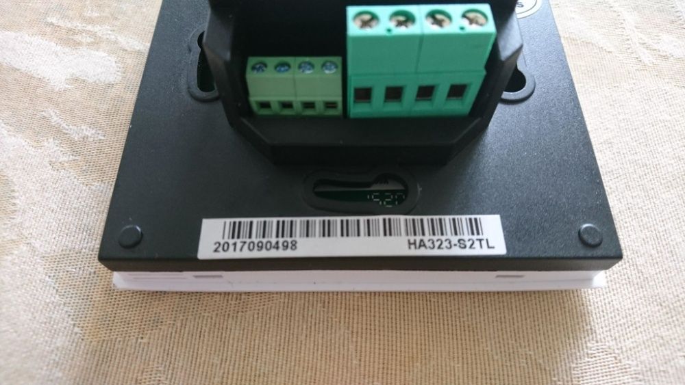 termostat pokojowy HaiLin HA 323 STL programator