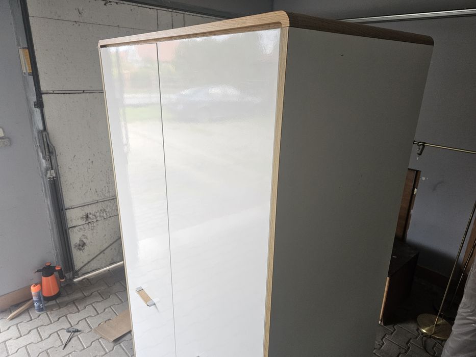 Szafa biała nowoczesna 94cm x 196cmH