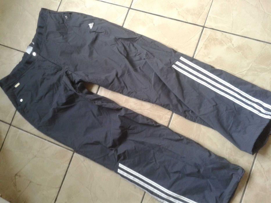 Domowa wyprzedaż, Spodnie Adidas Stan idealny 59zł