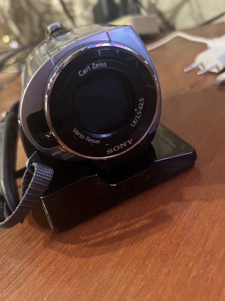 продам камеру Sony DCR-SR 82 E