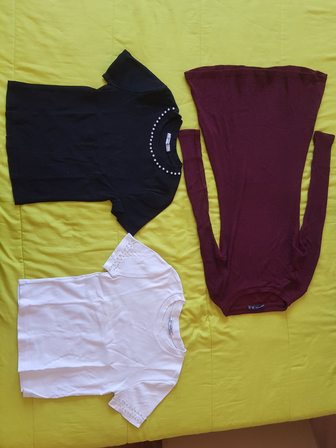 Roupas de mulher XS e S