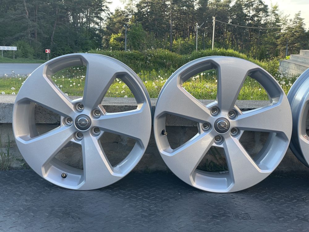 New Original Opel R17 5x105 ET38. Chevrolet, Buick, Vauxhall.