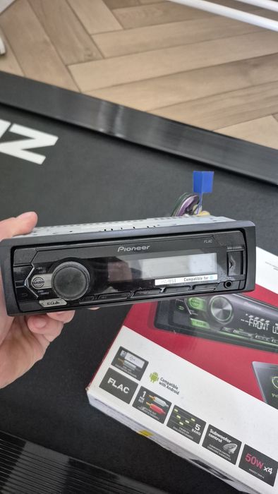 Radio samochodowe Pioneer MVH-S120UBG zielone