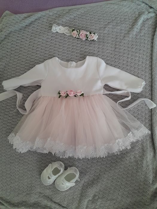 Sukienka na chrzest r.62