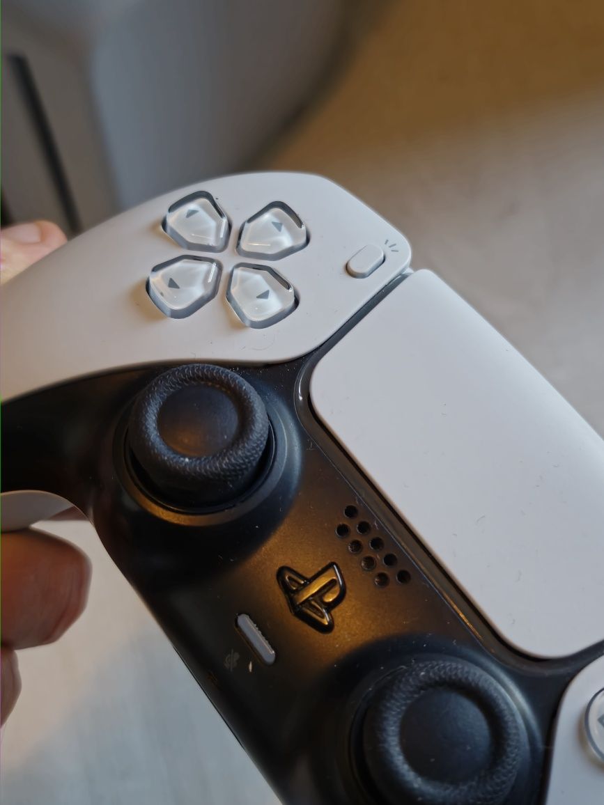 Ps 5 z napędem 825 GB