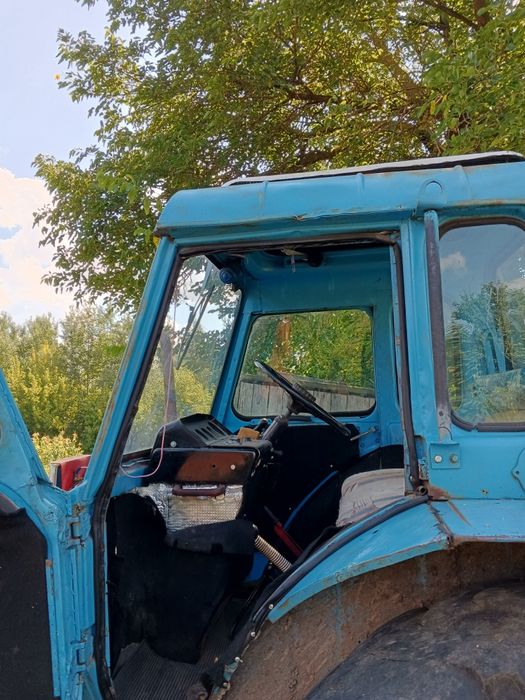 Трактор МТЗ -80 . В робочому стані