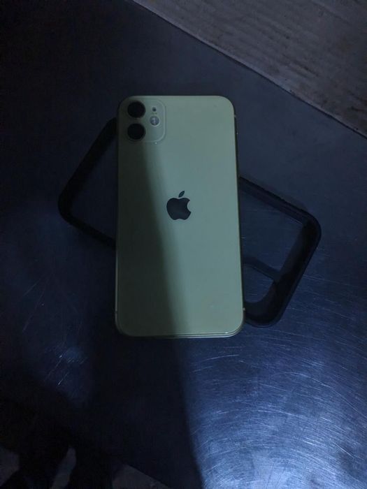 Айфон 11 на 128 гб обмен