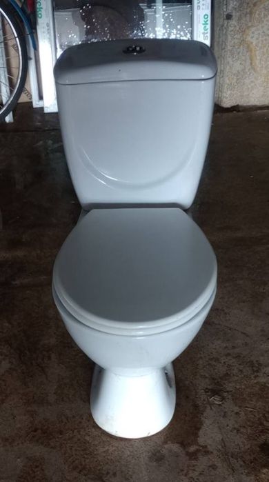 Продаю унітаз б/у