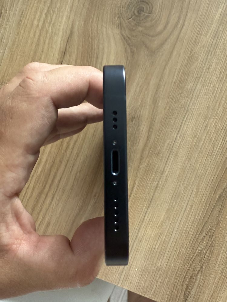Sprzedam Iphone 14 NOWY