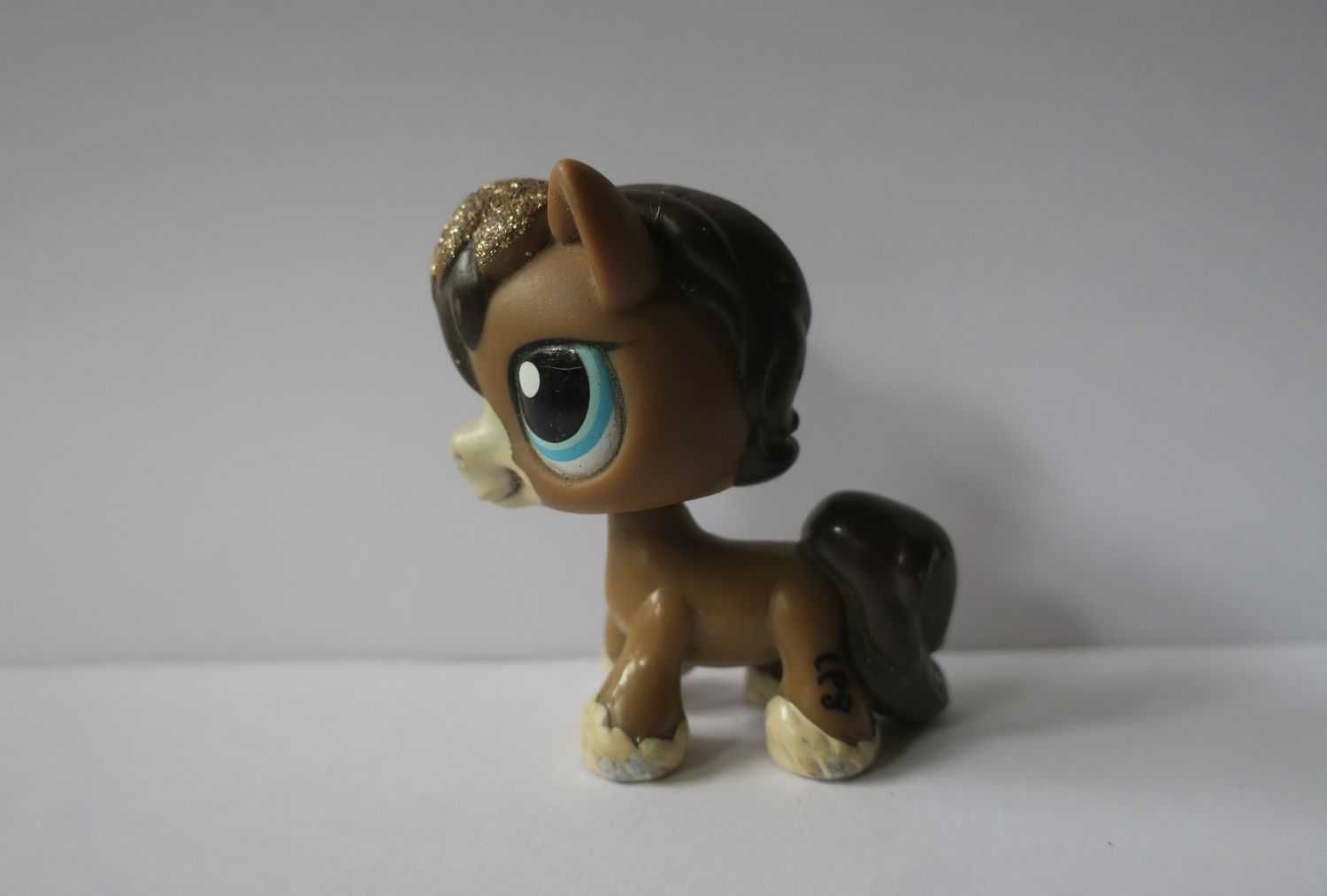 Figurka koń z brokatem Littlest Pet Shop LPS Hasbro