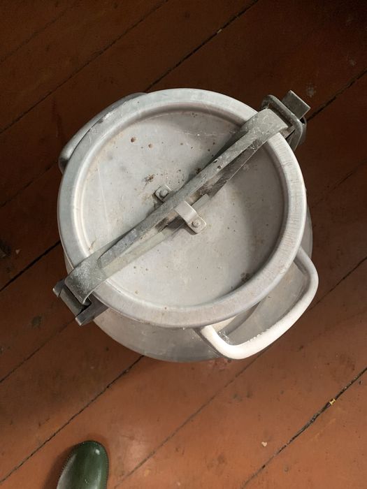 Продам алюміневі бидони