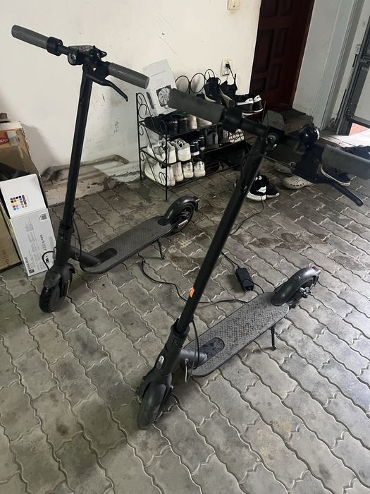 Продам два самокати xiaomi