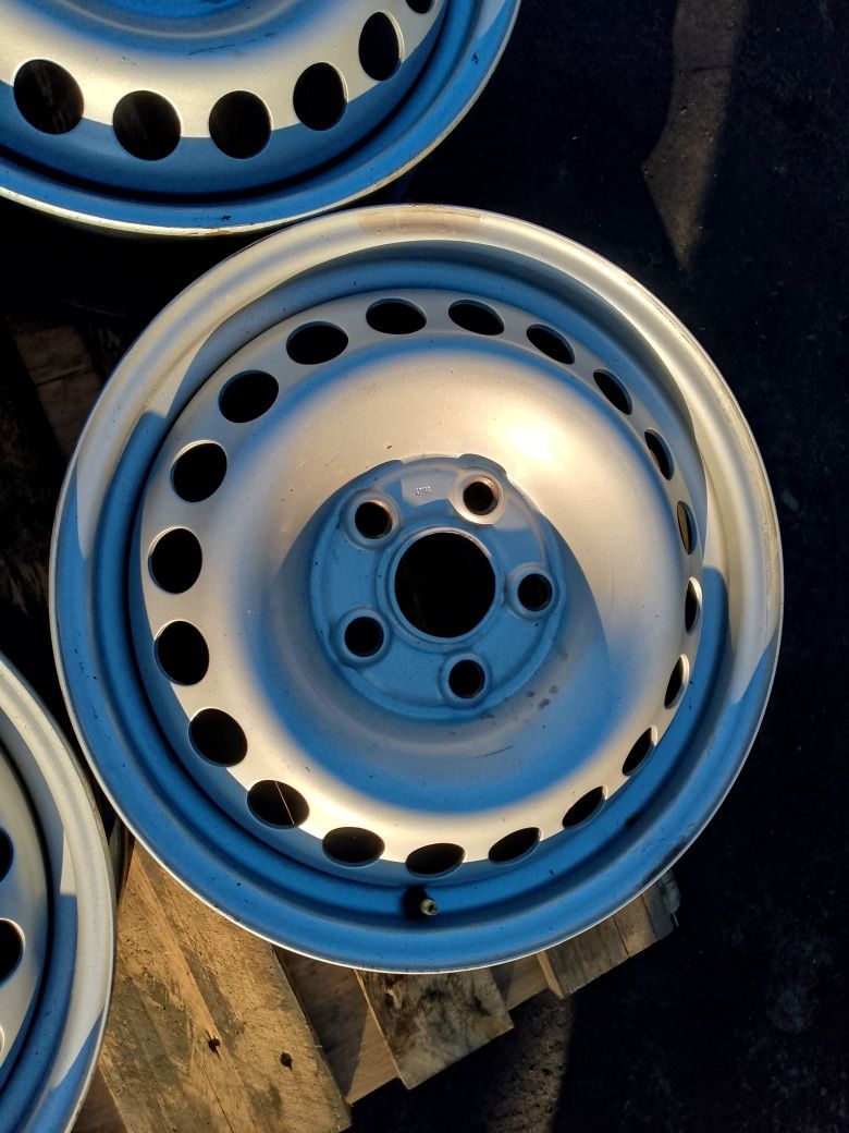 Felgi stalowe VW T5 T6 16