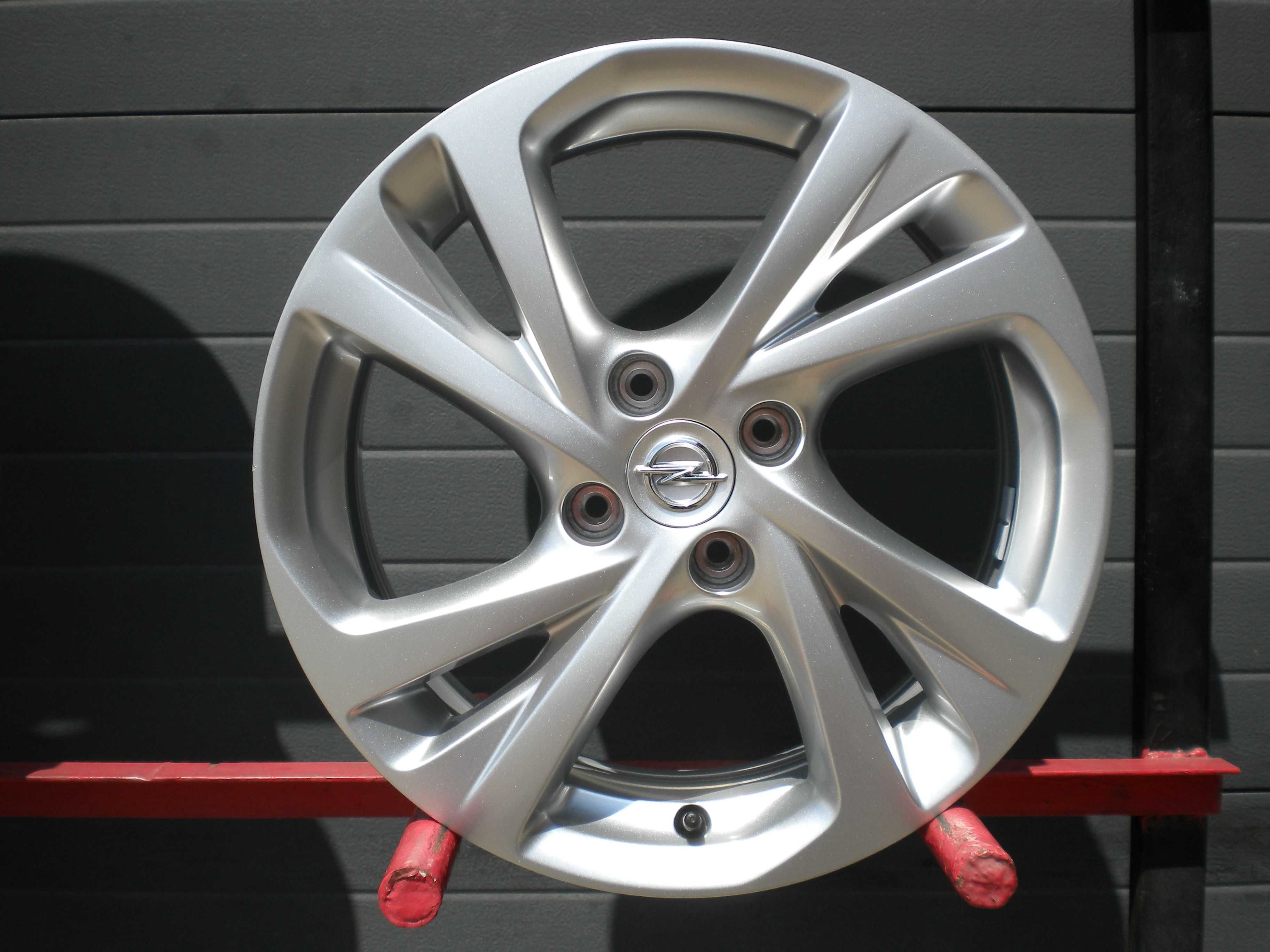 Felgi aluminiowe 17 4x108 oryginał Opel Corsa F
