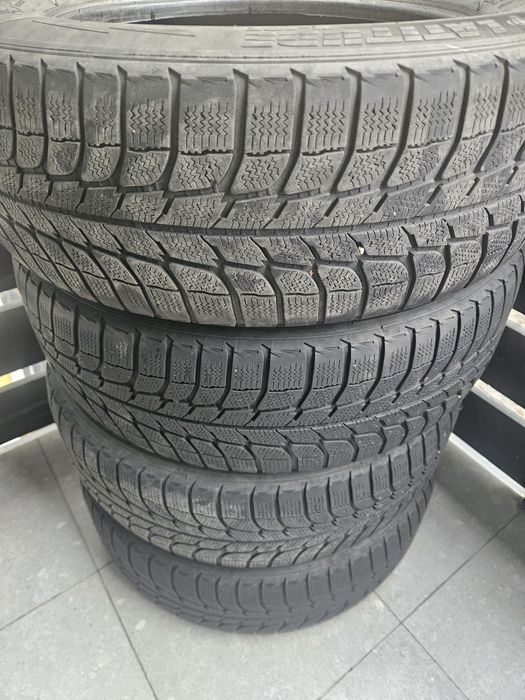 Michelin зимові шини (резина, гума) 225 65 р17