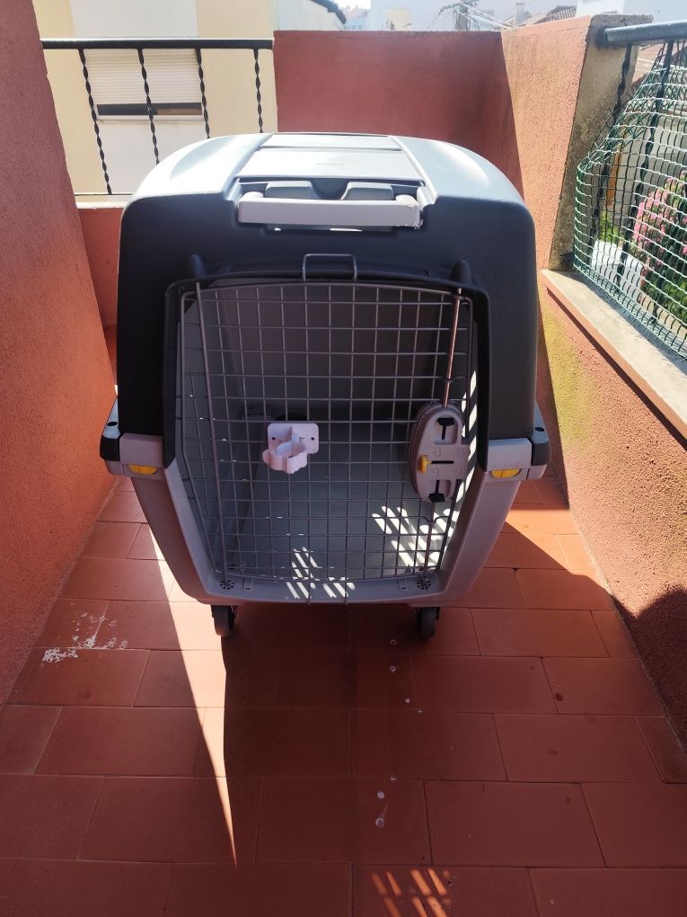 Caixa para transporte de animais