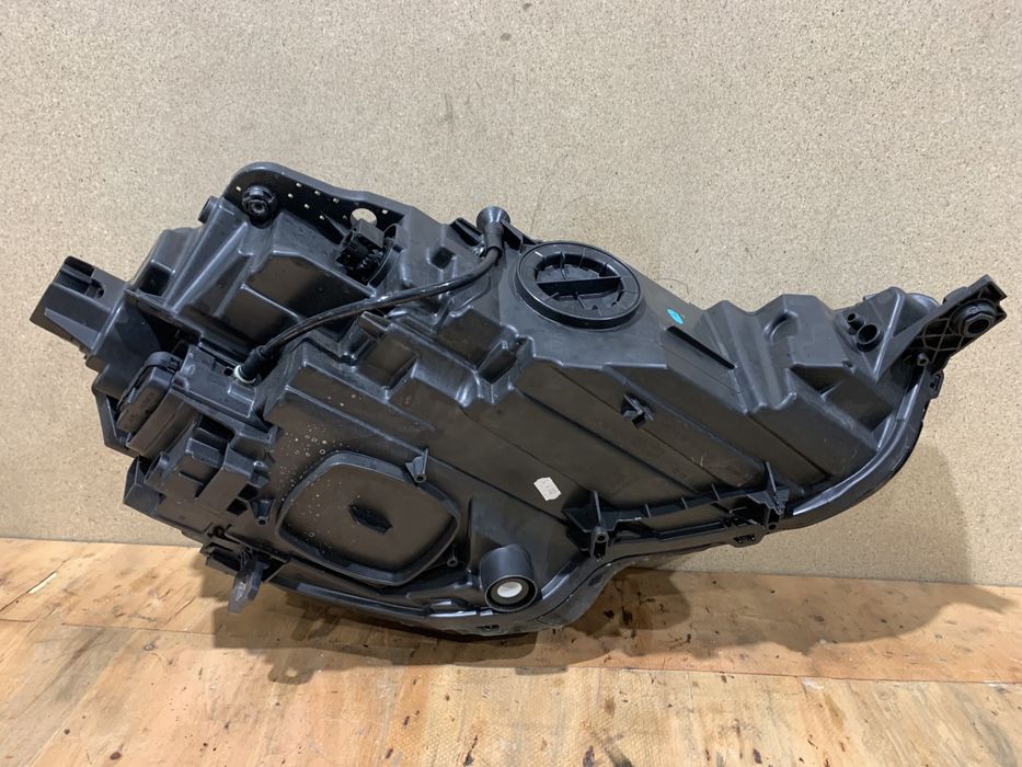 Audi A3 8Y 20- lampa lewa przednia lewy przód FULL LED Europa