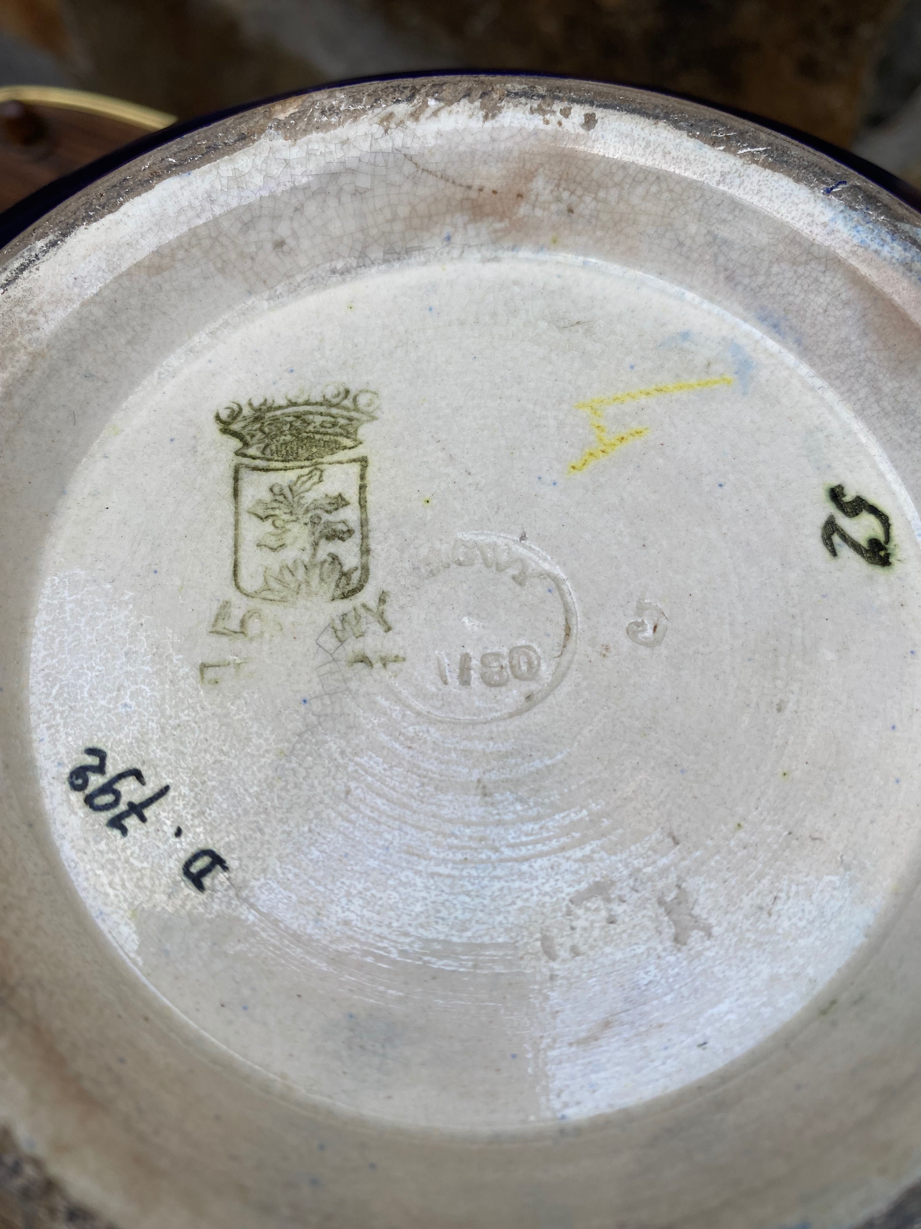 Cachepot Vaso Longwy Séc XIX 20,5 cm Marcado na massa