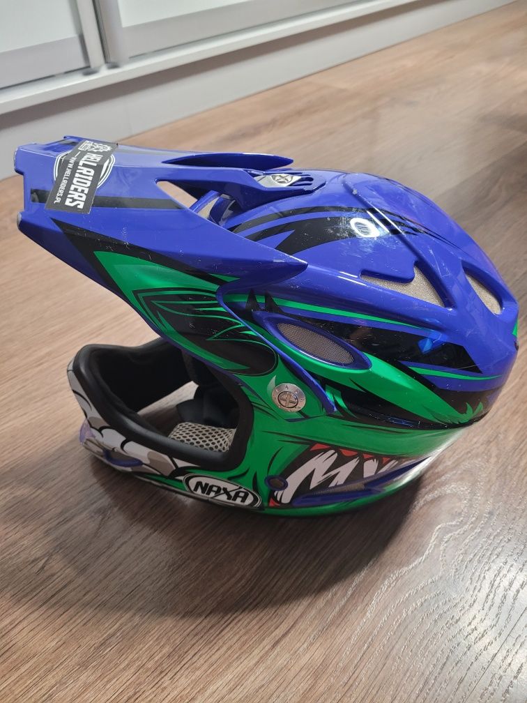 Kask typu fullface, ochraniacz