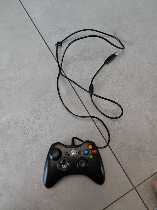 Pad do xbox 360 uszkodzony