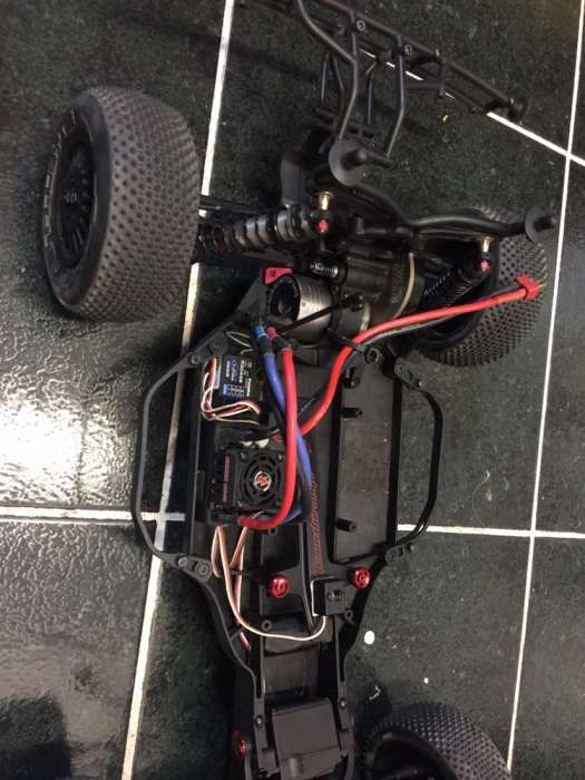 Short course 2wd team durango