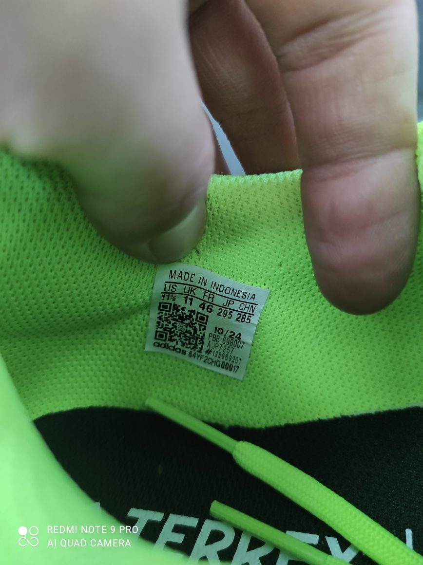 ОРИГІНАЛ 100% Кросівки Adidas Tracefinder JP7257 46