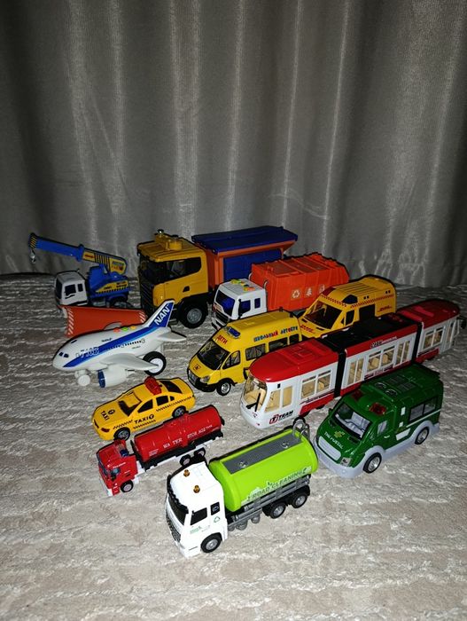 Дитячий автотранспорт