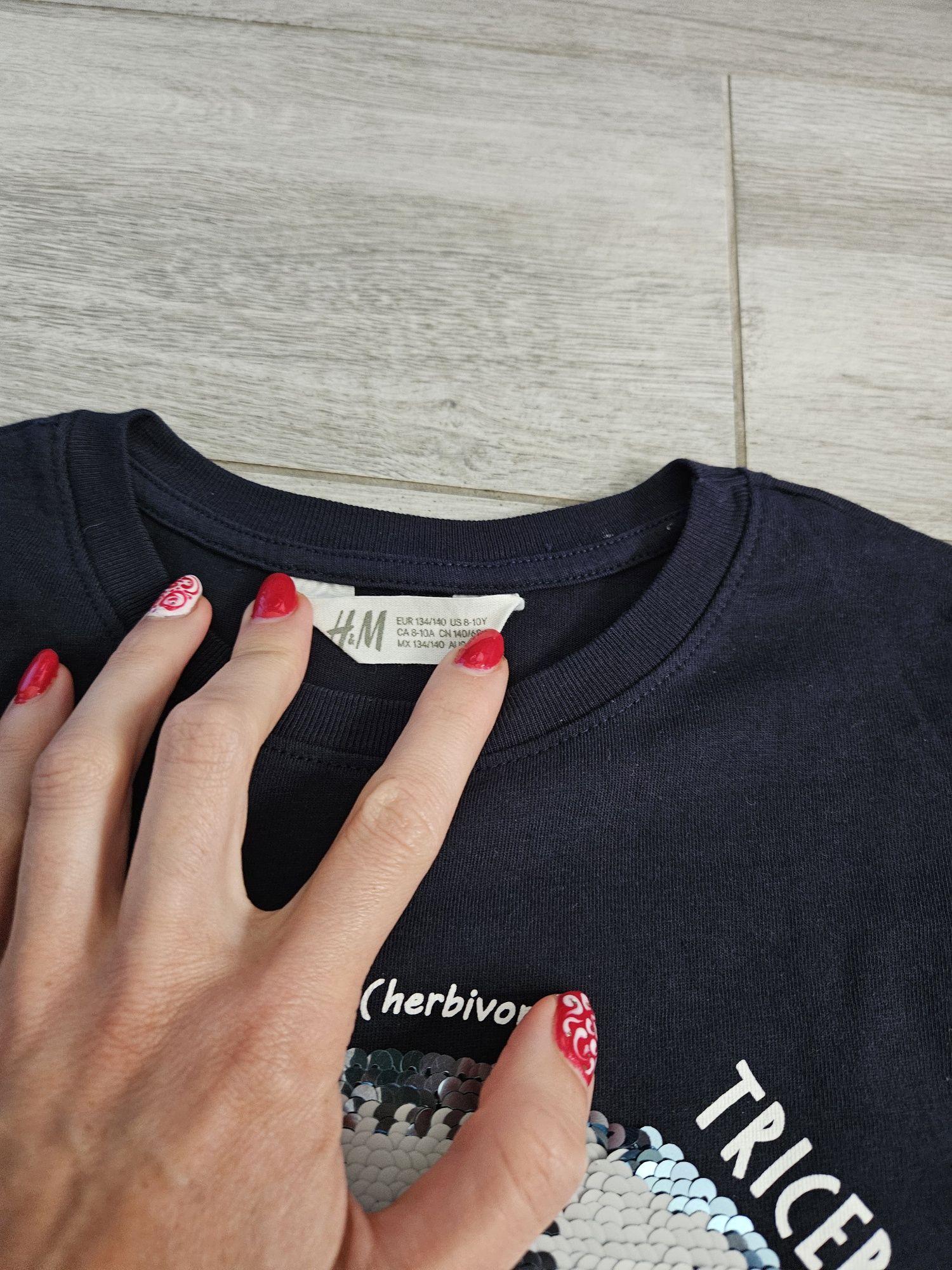 H&M dino cekiny odwracane nowa bluzka