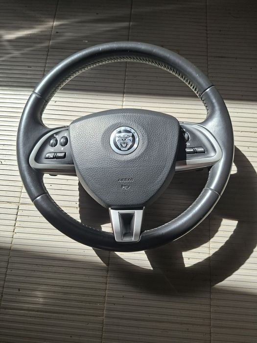 Volante e manipulo Jaguar XF Sportbrake