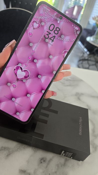 Samsung z Filip 4 + nowe etui cyrkonie