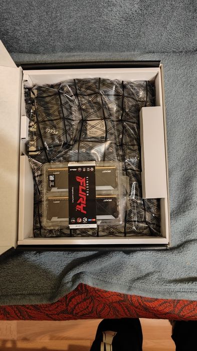 Комплект АМ4:b550, 32gb, r7 5700x
MSI
Материнська плата MSI B550-A PRO