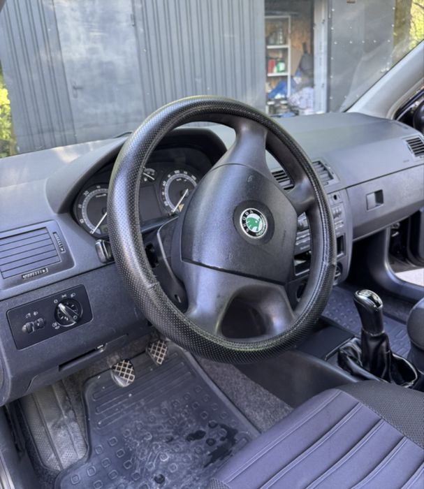 Шкода Фабія / Skoda Fabia 1.4 Газ / Бензин Універсал