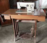 Máquina de costura elétrica e manual