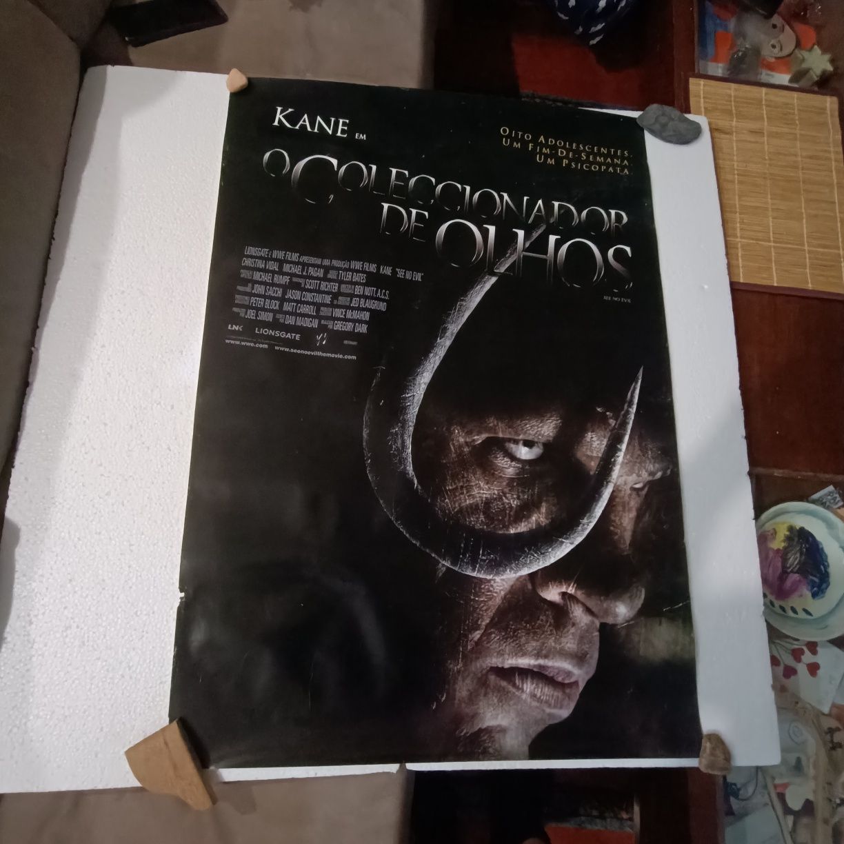 Kane See No Evil Poster Cinema 97x68 cms versão Portuguesa