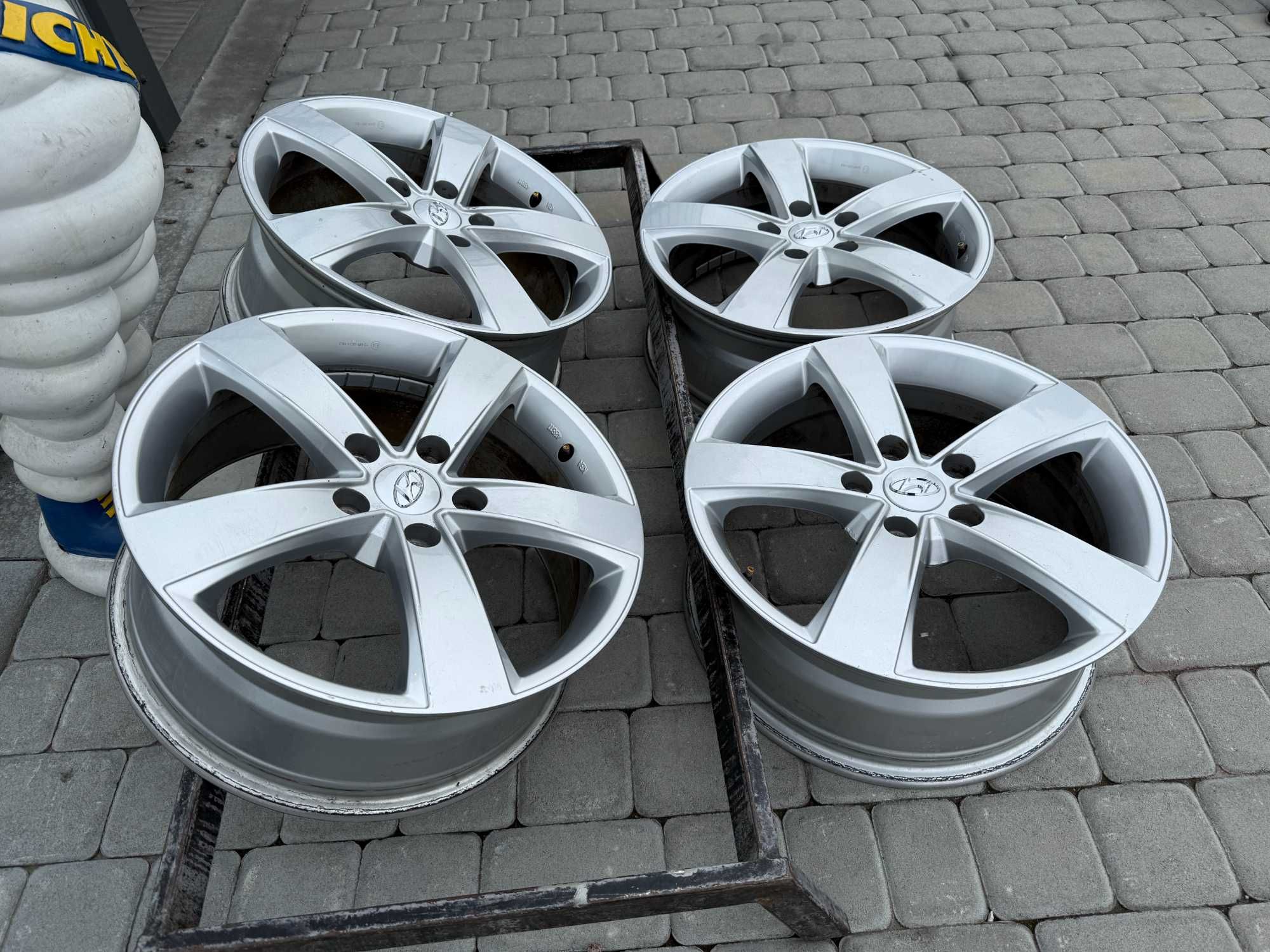 Диски Hyundai R17 5x114,3 7J ET50 Mazda Kia Hyundai Nissan Renault