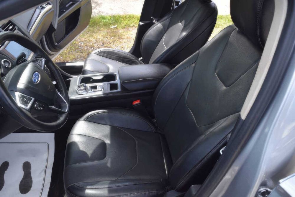 Ford Fusion Titanium      2020