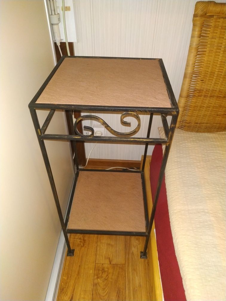 OKAZJA Kuty stolik kwietnik metaloplastyka ozdobny mebelek retro boho