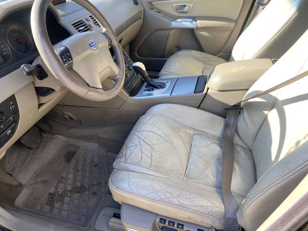 Volvo  xc 90 повний привід