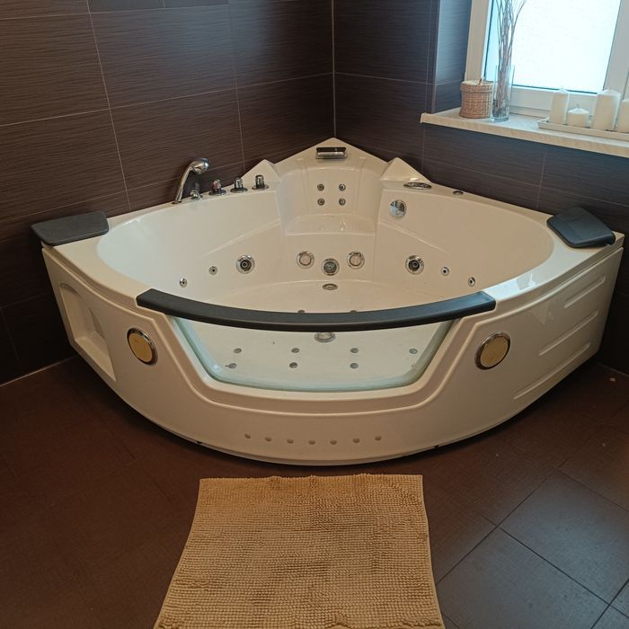 Wanna z hydromasażem