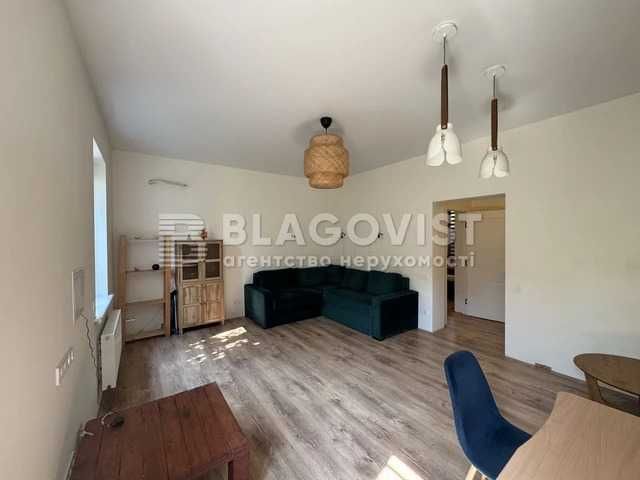 Продаж будинку вул.Гвардійська поруч Деміївка, просп.Лобановського