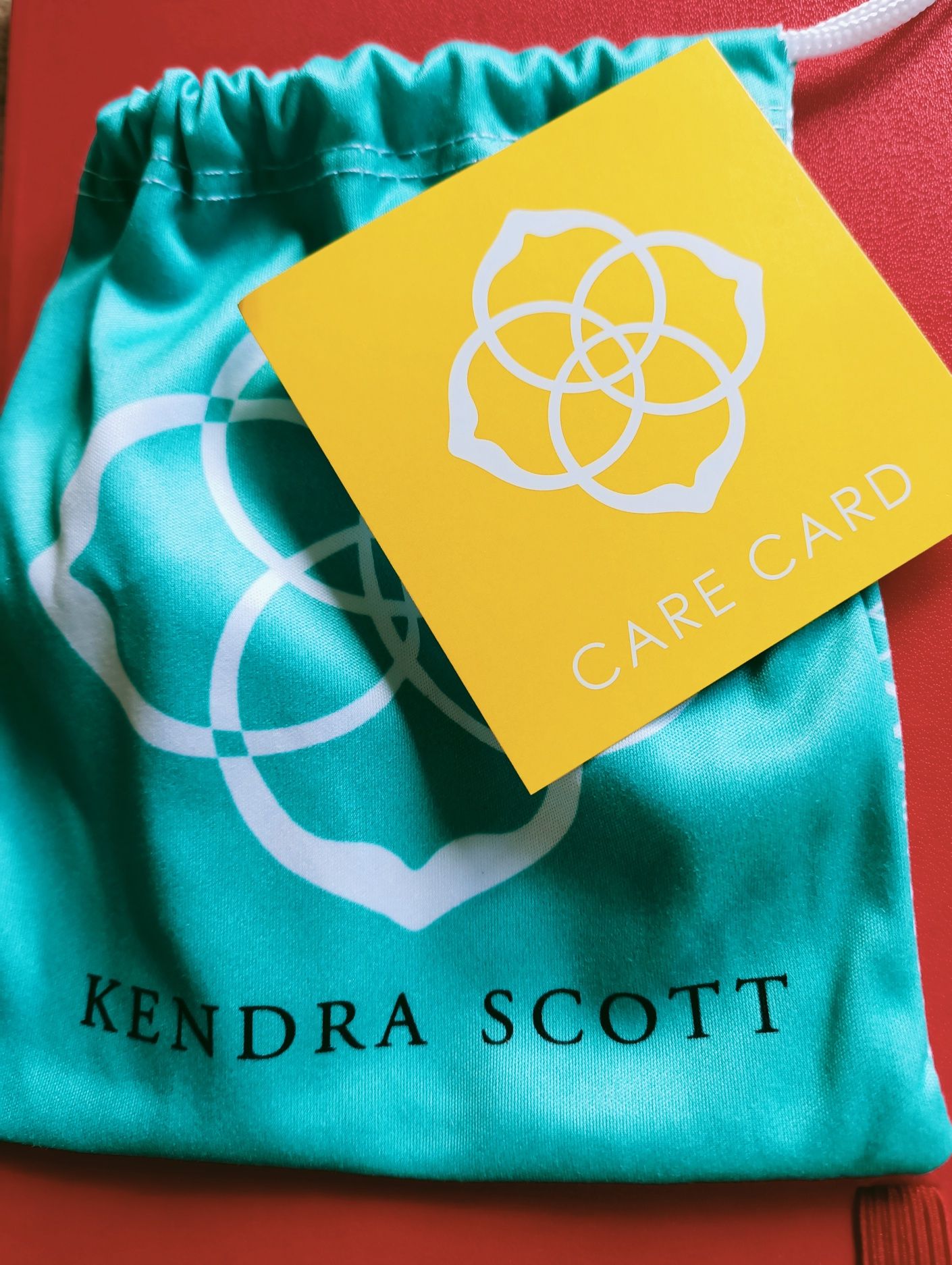 Сережки Kendra Scott