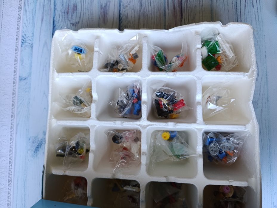 Новорічний адвент календар Lego. Оригінал