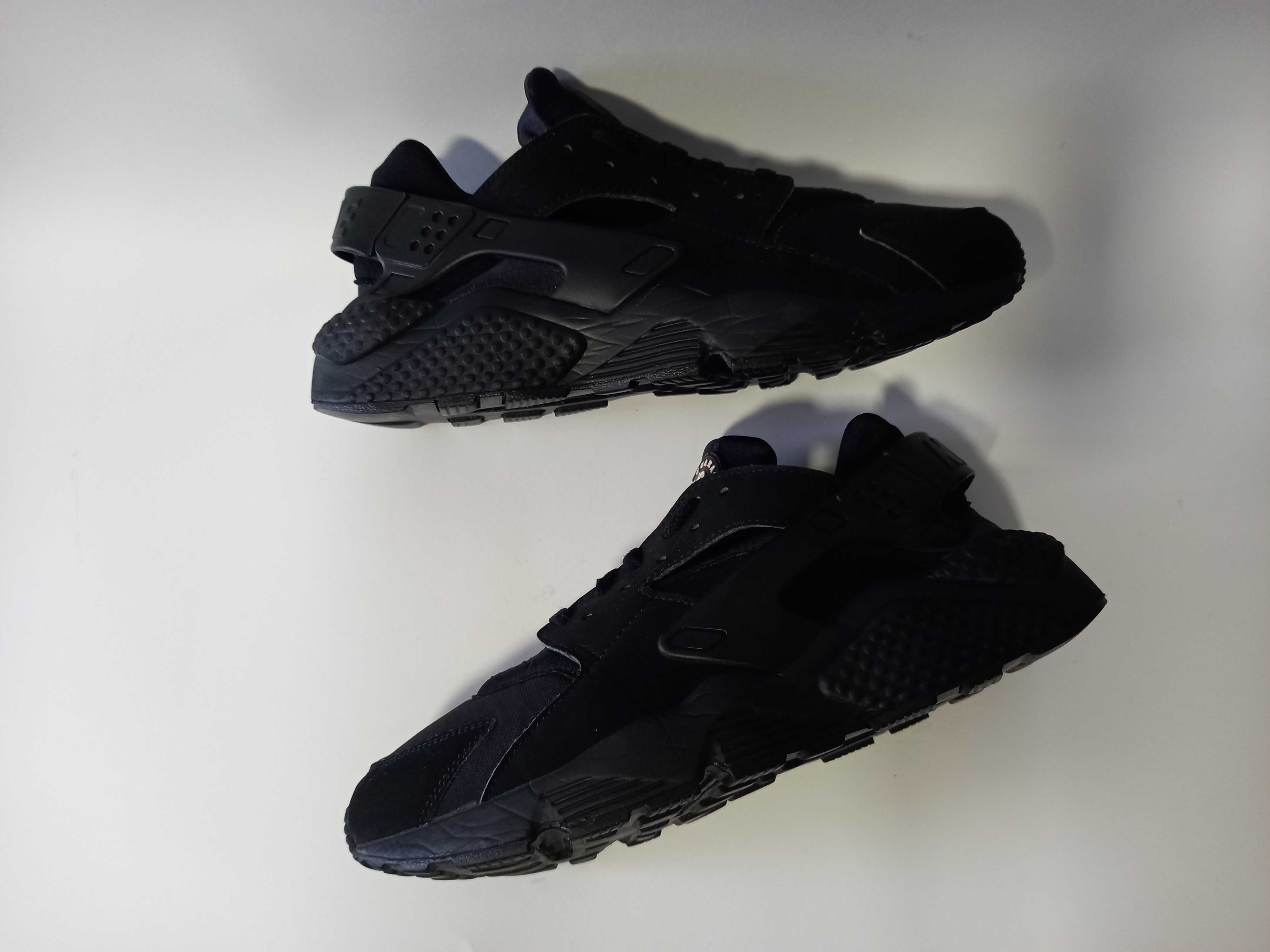 Nike Huarache z pudełkiem.