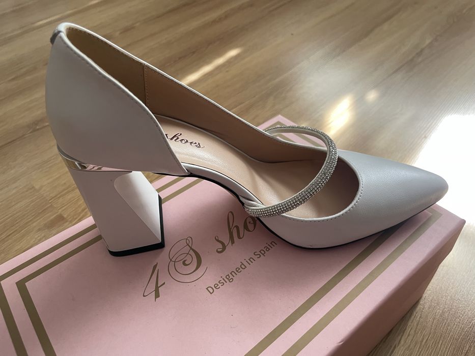 Туфлі жіночі білі 4S Shoes