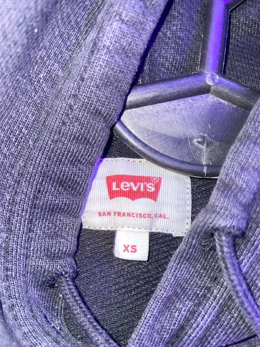 Czarna bluza z kapturem Levi’s