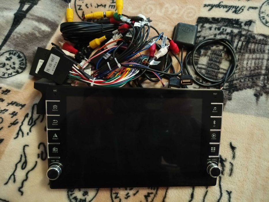магнітола 8 дюймова на базі андроід
