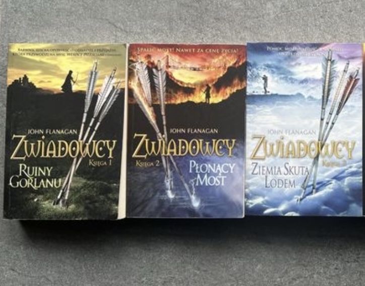 „Zwiadowcy” 3  tomy serii fantasy J. Flanagana
