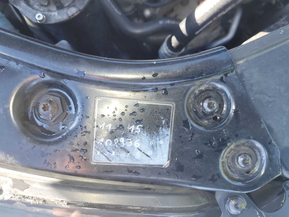 продаю власний автомобіль VW TOURAN