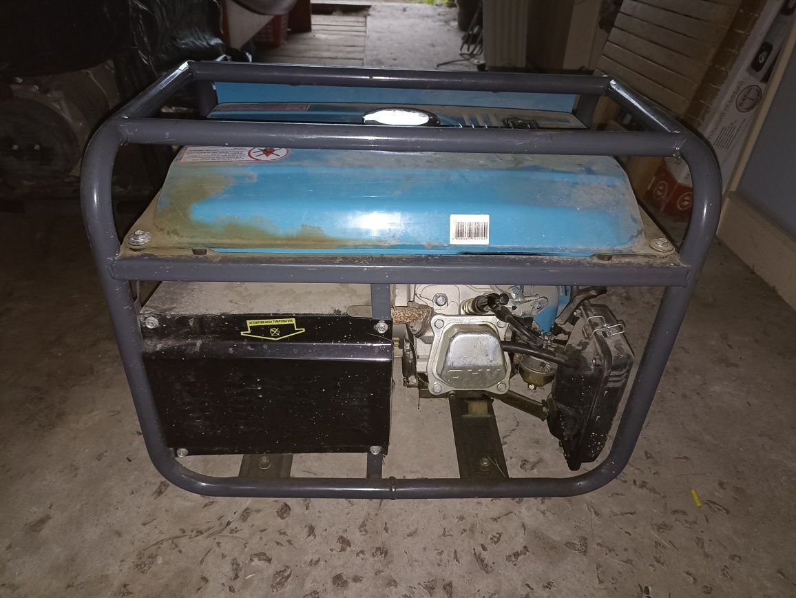 Бензиновый генератор Soma SM-801C (3 кВт)