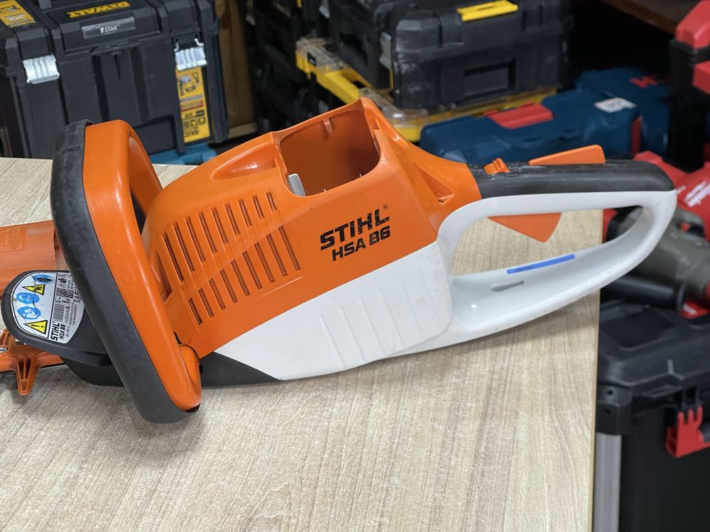 Stihl HSA86 / акумуляторні ножниці Штіль 36V
